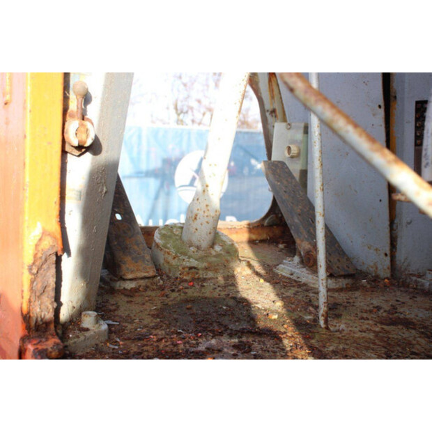 ليبهير A921-44240476