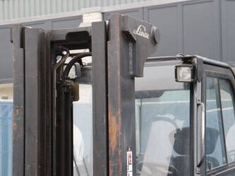 2008-linde-e30-03-44240527