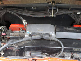 2008-linde-e30-03-44240536