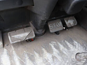 2008-linde-e30-03-44240542