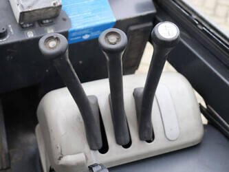 2004-still-r60-45-44240625