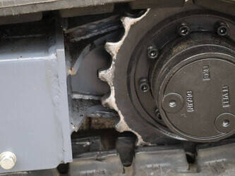 2020-eurotrac-he18-44240849