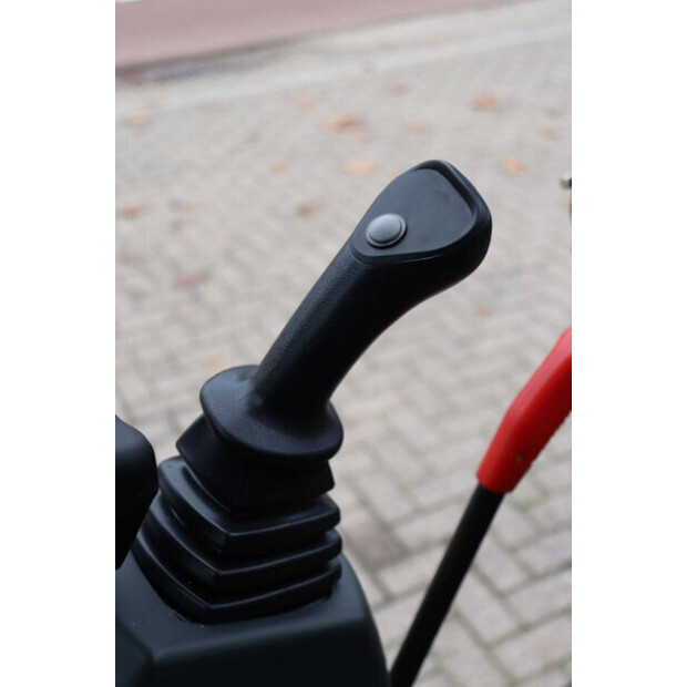 2020 Eurotrac HE18-44240866