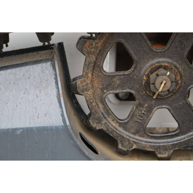 2025 ماك برو MP-S300-44241100