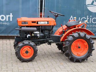 Image for TRACTORS KUBOTA B5000
