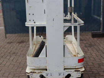 2014-jlg-1230es-1393614-44241207