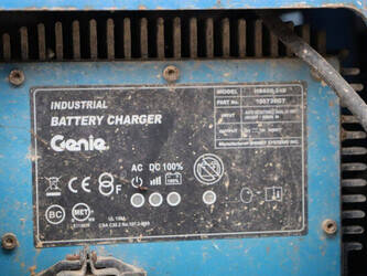 2012-skyjack-sjiii-3219-1393619-44241437