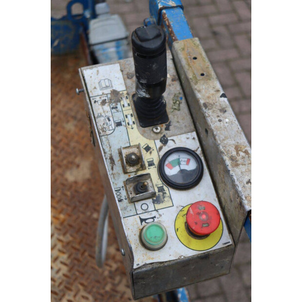 2012 SkyJack SJIII-3219-44241440