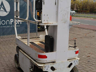 2014-jlg-1230es-1393621-44241493