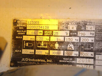 2014-jlg-1230es-1393621-44241499