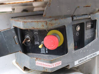 2014-jlg-1230es-1393621-44241502