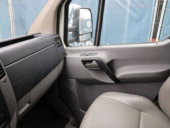 2008-volkswagen-crafter-1393626-44241778