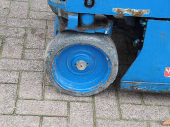 2012-skyjack-sjiii-3219-1393629-44241903