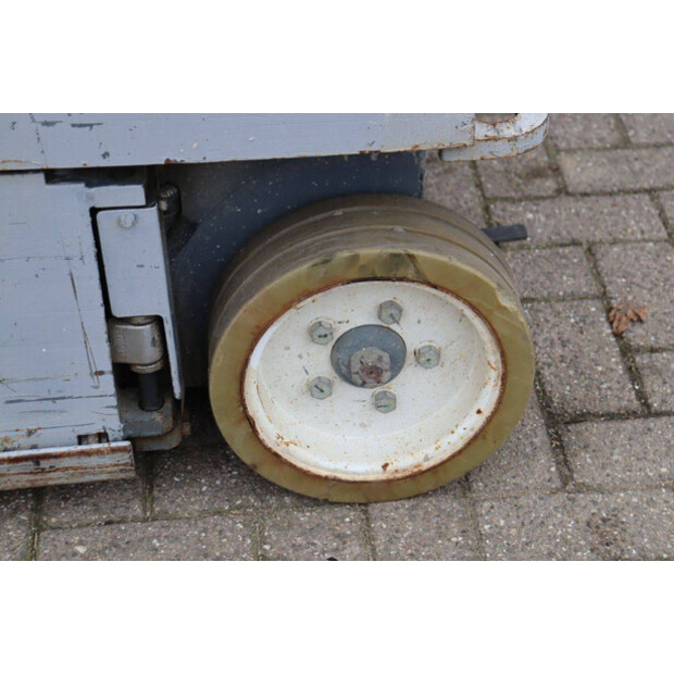 2016 SkyJack SJIII-3219-44241989