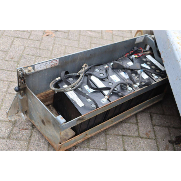 2016 SkyJack SJIII-3219-44241994