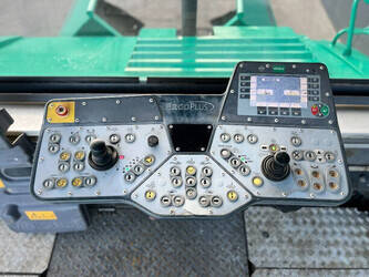 2015-vogele-super-1800-3i-1393635-44242207