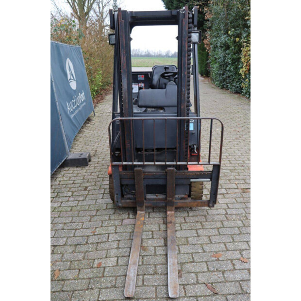 1999 ليندي E16-44242386