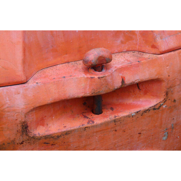 1999 ليندي E16-44242395