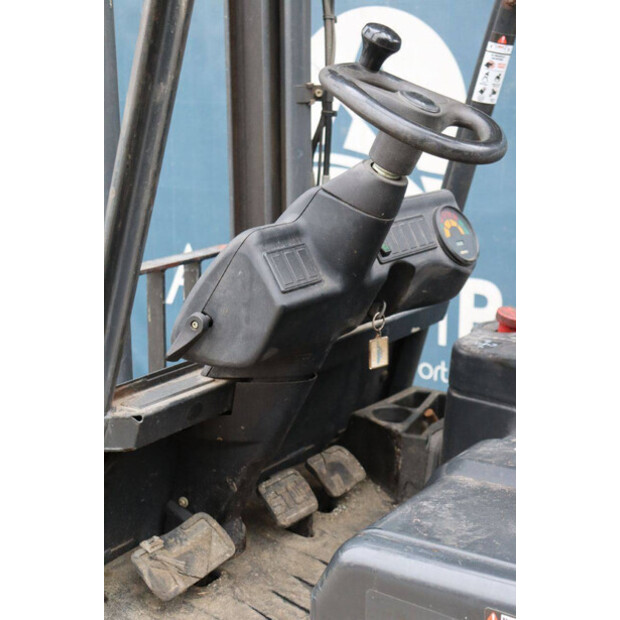 1999 ليندي E16-44242399