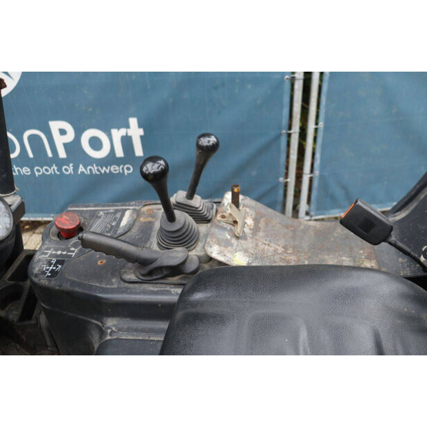 1999 ليندي E16-44242404