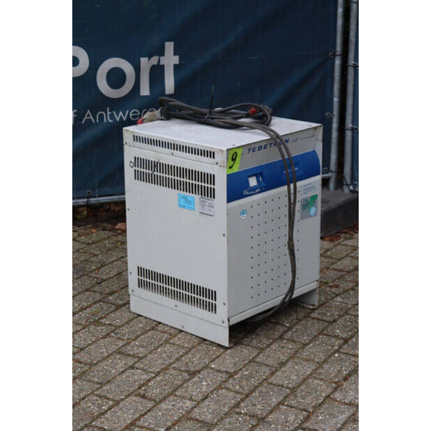 1999 ليندي E16-44242417