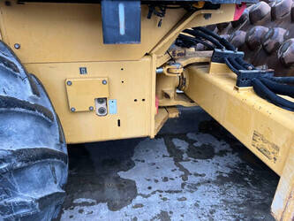 2011-caterpillar-cp76-1393643-44242665