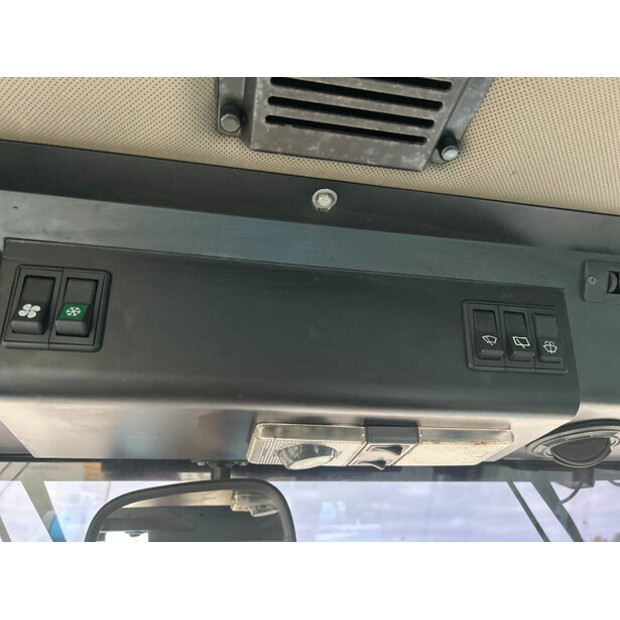 2011 AMMANN AV130X-44242749