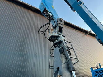 2012-fuchs-mhl454-1393648-44242963