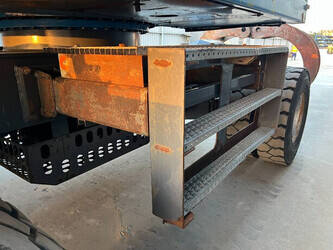 2012-fuchs-mhl454-1393648-44242972