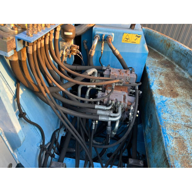 2012 FUCHS MHL454-44242987