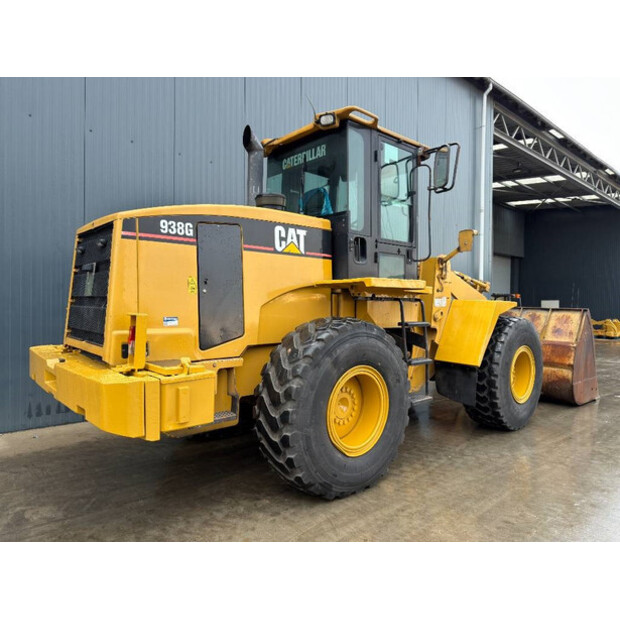 2000 كاتربيلر 938G-44243213