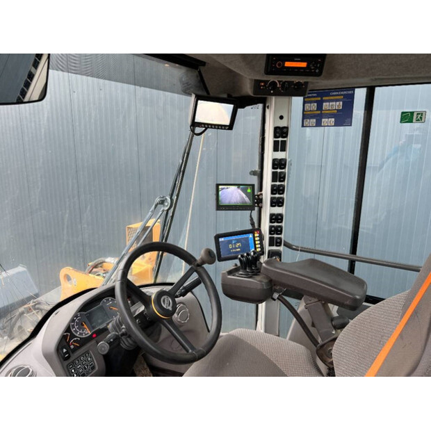 2017 Volvo L120H-44243720