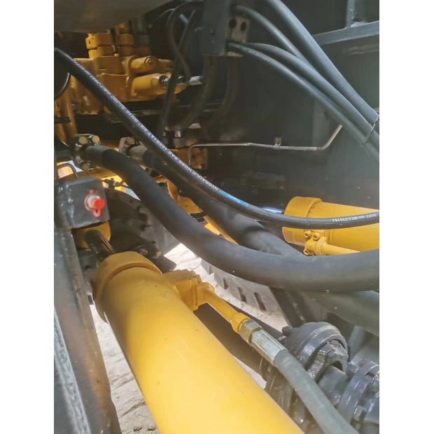 2023 ليوكونج 835-44244245