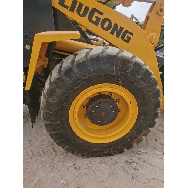 2023 ليوكونج 835-44244249