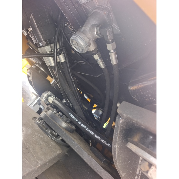 2023 SDLG LG956F-44244366