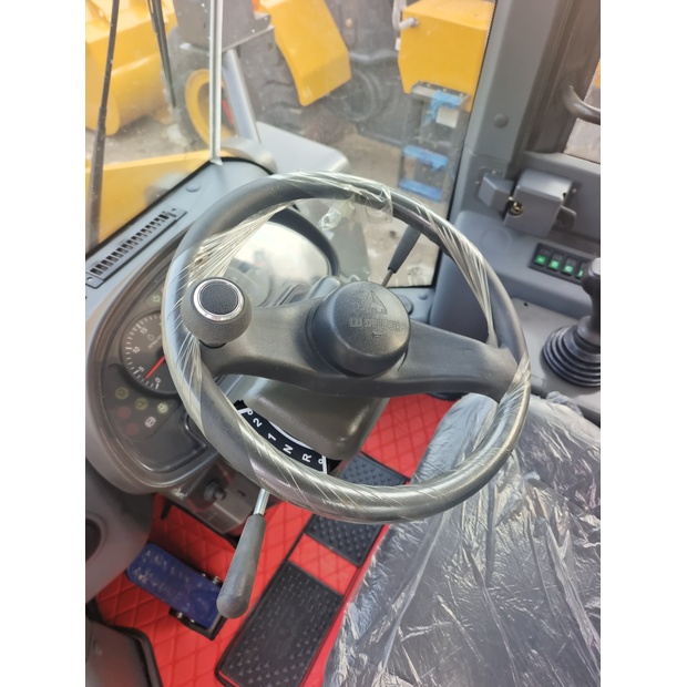 2023 SDLG LG956F-44244371