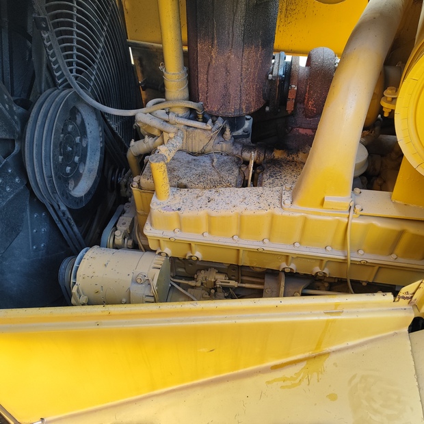 2023 كاتربيلر D8R-44244652