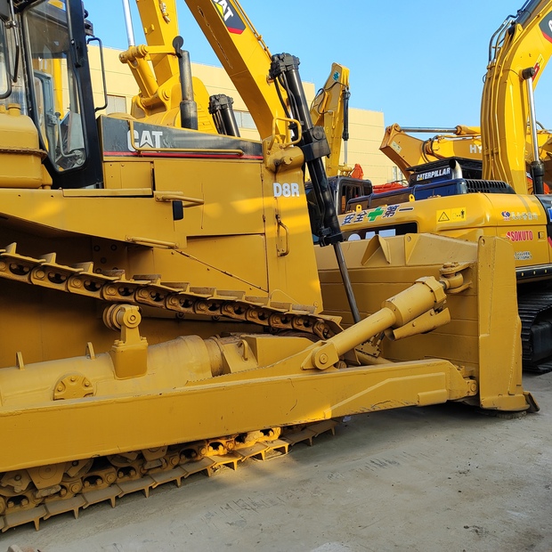 2023 كاتربيلر D8R-44244656