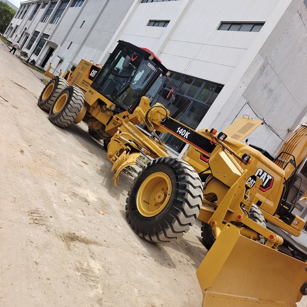 2023 Caterpillar 140K-44244851