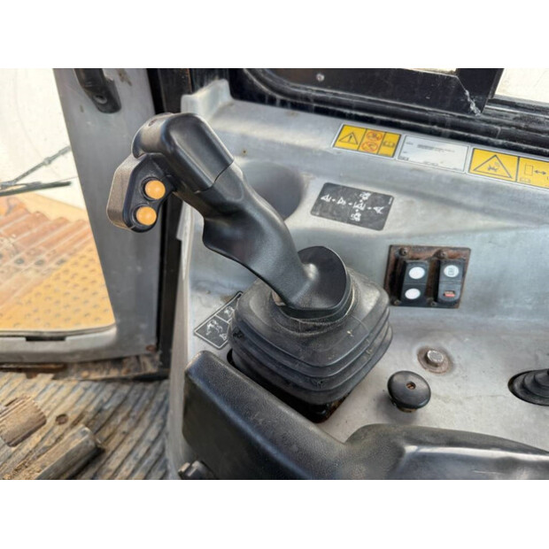2013 Caterpillar D6T LGP-44245589