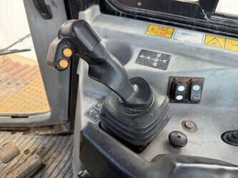 2013-caterpillar-d6t-lgp-1393711-44245589