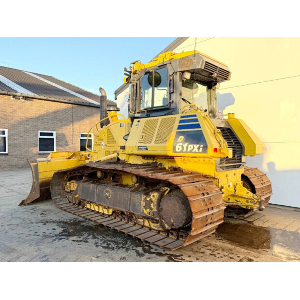 2017 Komatsu D61PXI-24-44245683