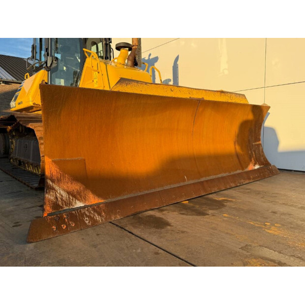 2017 Komatsu D61PXI-24-44245698