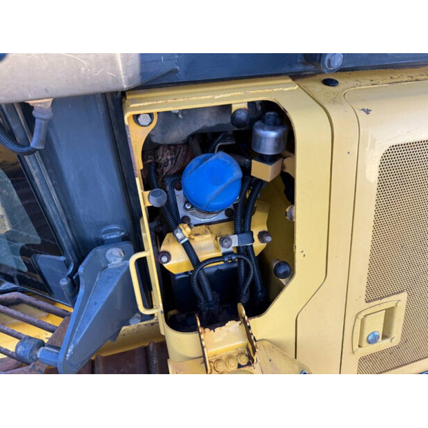 2017 Komatsu D61PXI-24-44245709