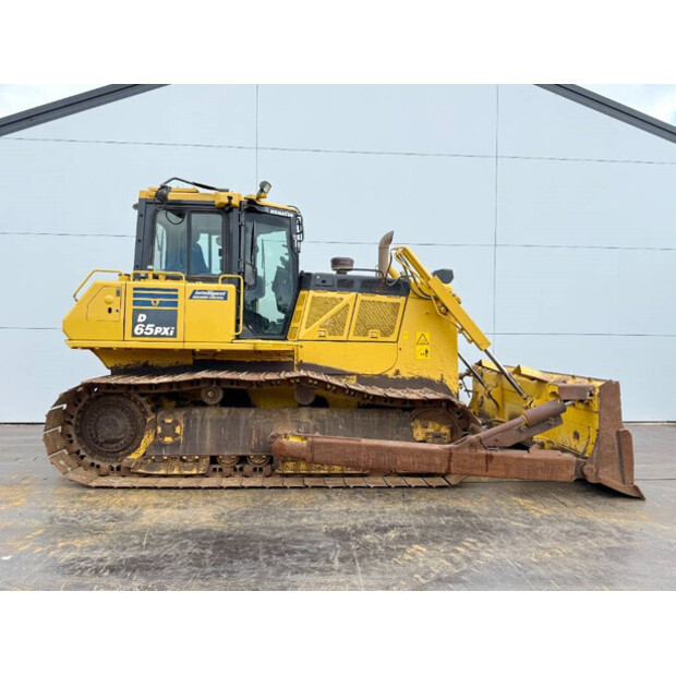 2017 Komatsu D65PXi-18-44245730