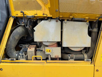 2017-komatsu-d65pxi-18-1393715-44245752