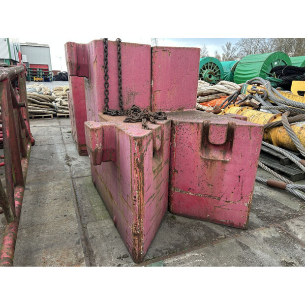 1998 جروف GMK6250-44246864