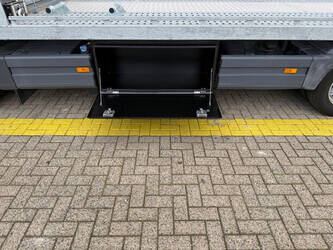 2016-mercedes-benz-atego-816-1393742-44247024