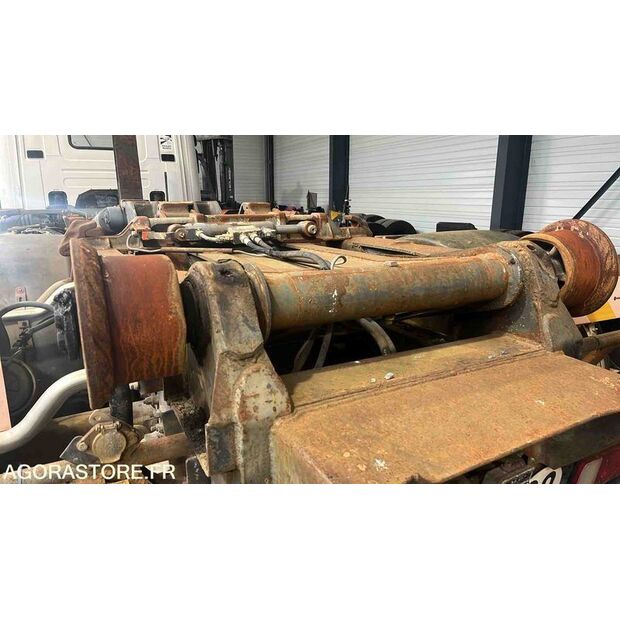 1999 سكانيا 124-44260395