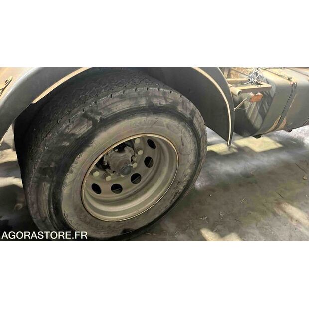 1999 سكانيا 124-44260404